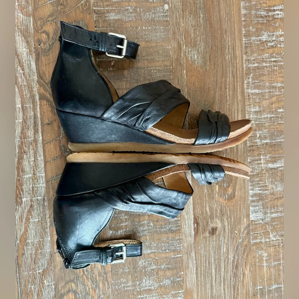Miz Mooz Black Leather Wedge Sandals